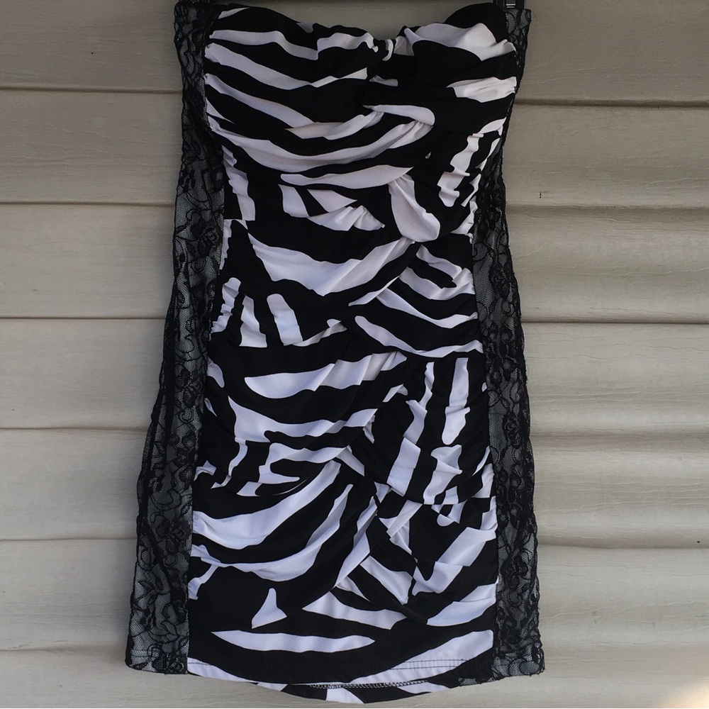 🦓 Zebra mini dress